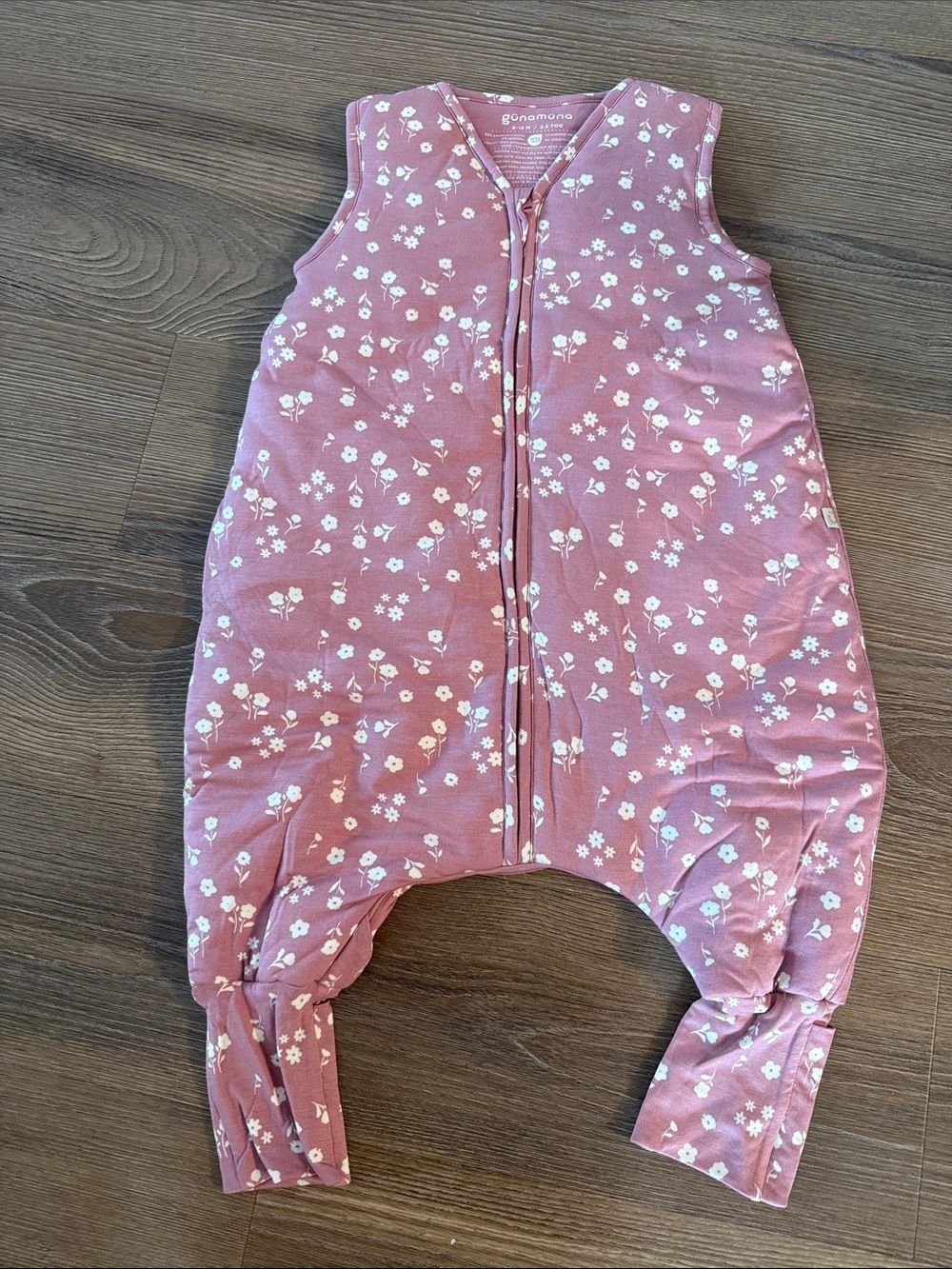 NWOT Gunamuna Bamboo Viscose Footie Sleep sack 6-12m 2.5 TOG